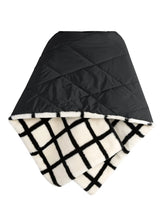 Load image into Gallery viewer, Malena Puffer Wrap Black
