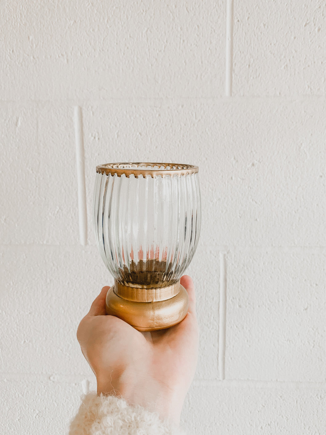 Vase - Ribbed Glass With Gold Base Assorted