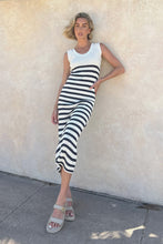 Load image into Gallery viewer, Mallery Knit Dress Striped
